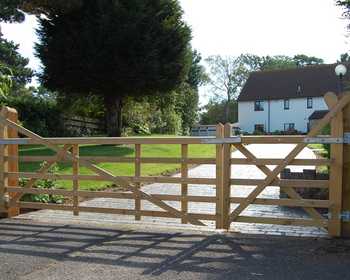 Country Style Gates   