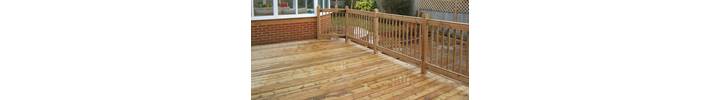 AdrianStaute American  Rail and spindle decking (3).JPG
