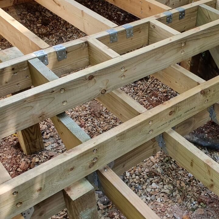 100x100 post ,  joists and hangers.jpg
