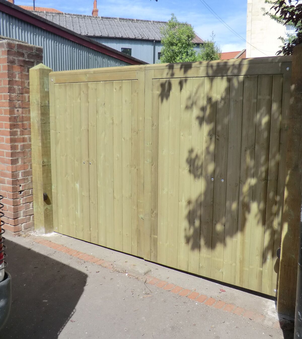 Aberdeen gate chew valley.jpg