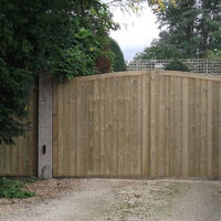 CValley Edinburgh gate.jpg