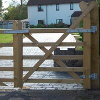 Entrance Gate small web.jpg