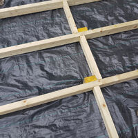 decking joists c24web.jpg
