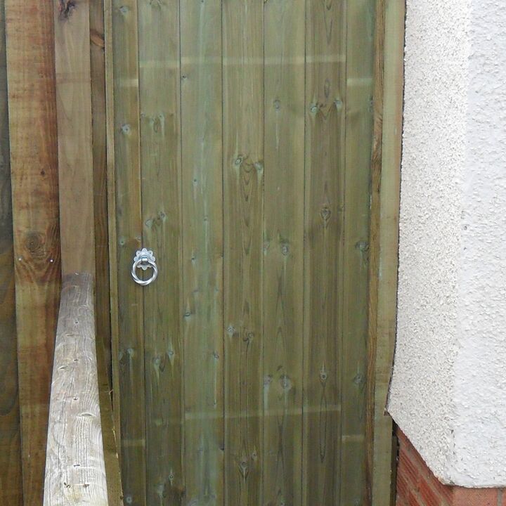 LG Fencing T&amp; G Flat top Gate 2 web.jpg