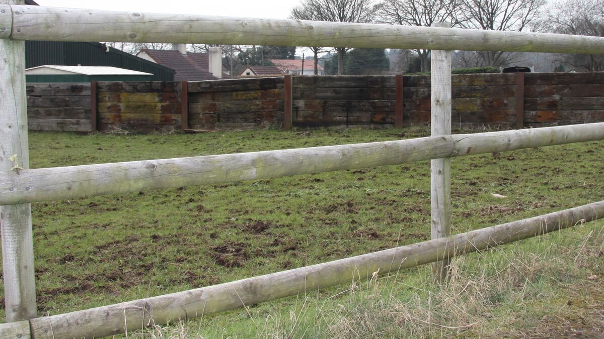 Half round rail 2 web.jpg