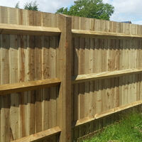Barry Sampson Featheredge notched post and arris rail.jpg