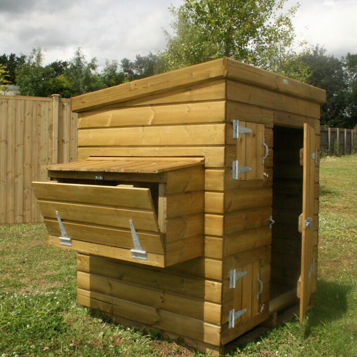 chicken house.jpg