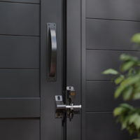 Close Up Shot Latch + Handle.png