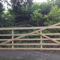 Entrance gate 2 web.jpg