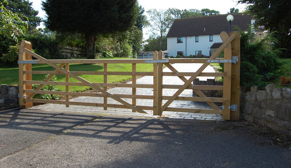 Entrance Gate -web.jpg