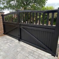 Arbroath back black web.jpg