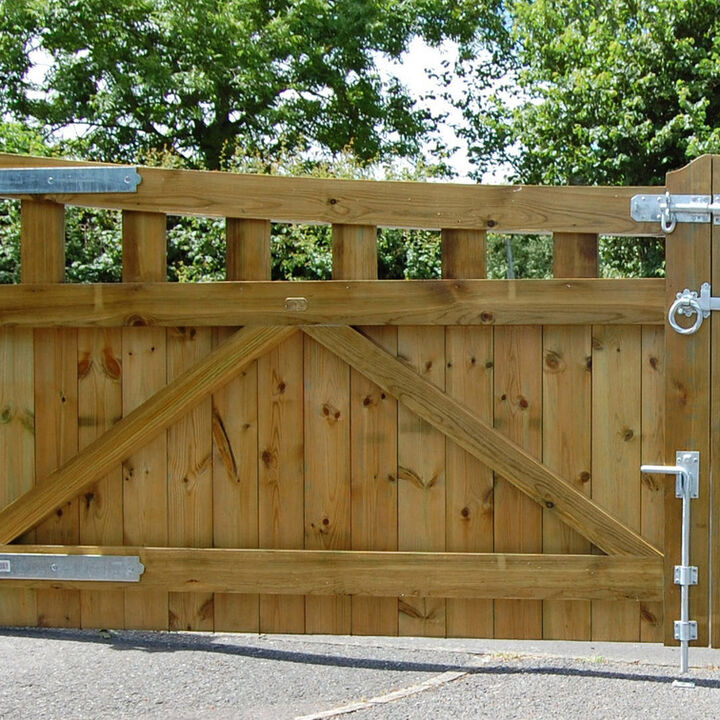 Gate hinges main.jpg