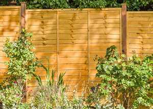 overlap fence panel