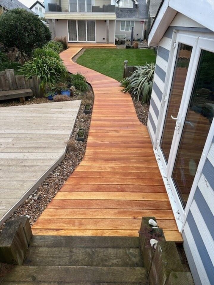 Hardwood 1.jpg