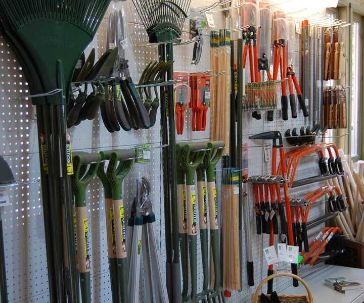 Ironmongery & Tools