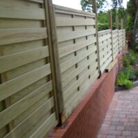 LG Fencing Close up Cheshire panel web.jpg