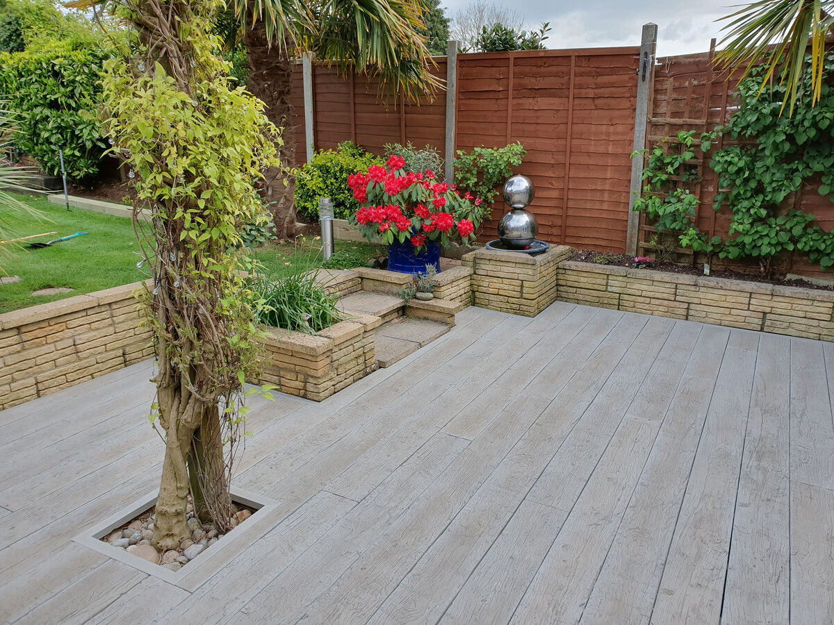 Mag Driftwood 1web.jpg