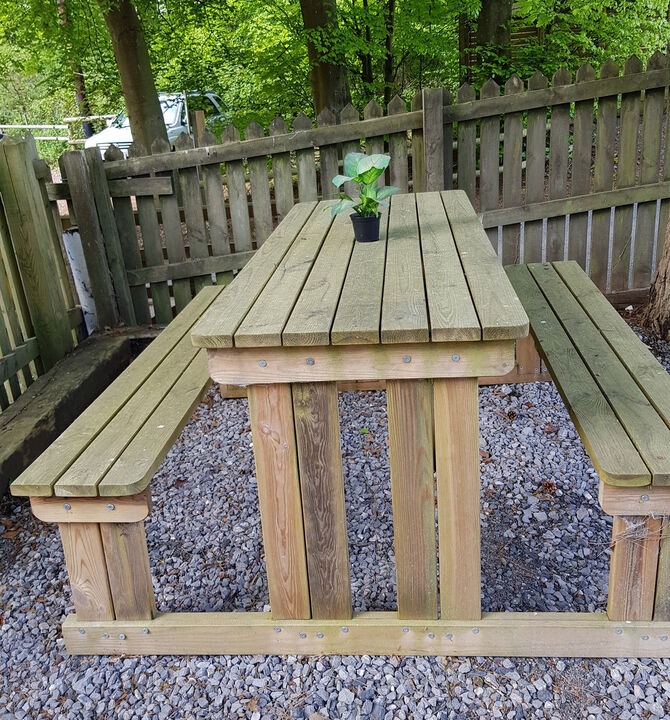 Newport Walk in Picnic Bench Products Fountain Timber