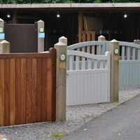 Painted gates 2 - web.jpg