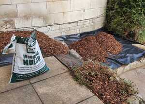 bag of woodland mulch