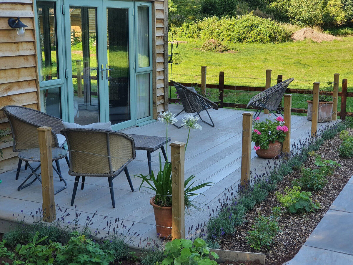 Smoked Oak Barrow.jpg