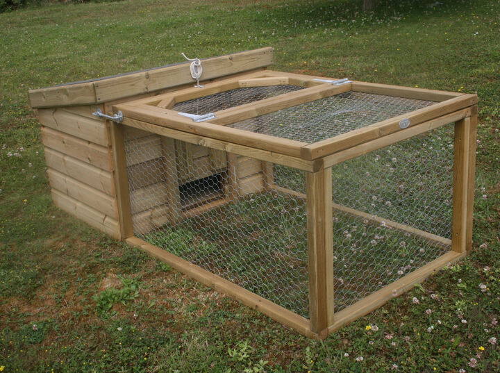 Starter Coop Large.jpg
