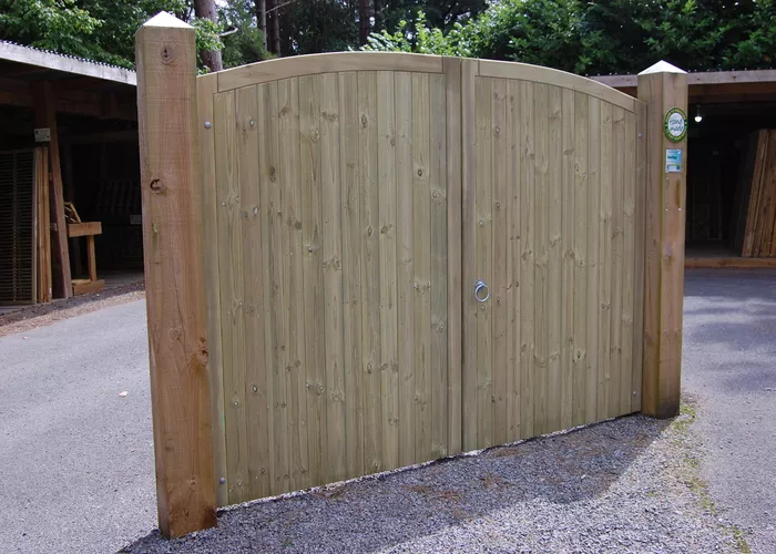 Stirling driveway gate