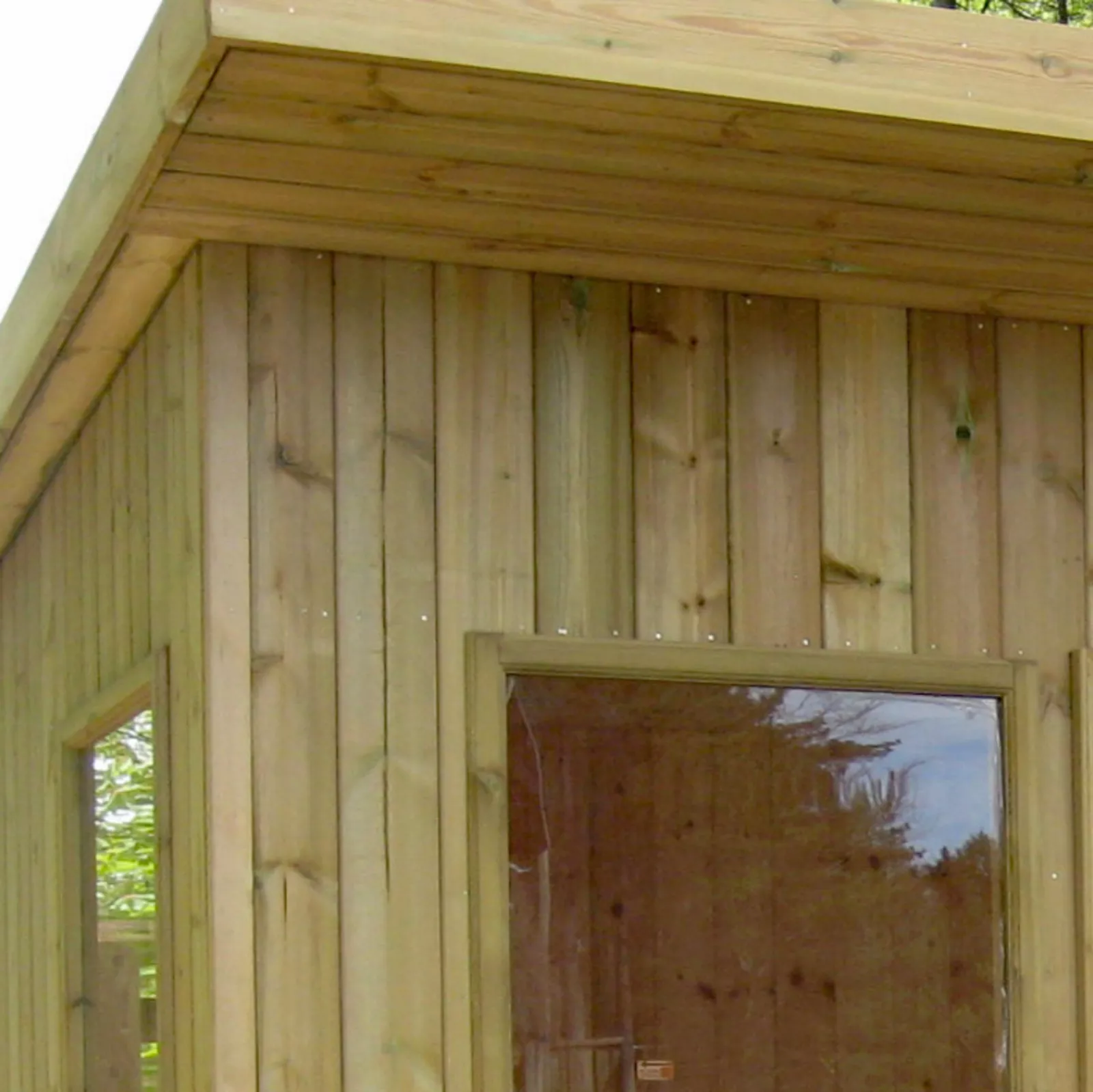 British Western Red Cedar Cladding Sample – TGV Profile, 18mm X 135mm ...