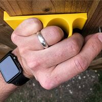 TidyFence Feather Edge Spacer-Lifestyle2.jpg