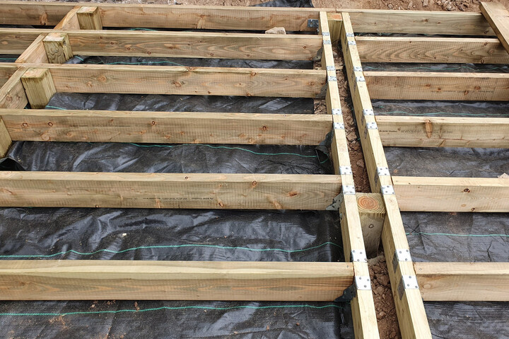 Ex150 x 47mm (6x2) Joist E4E C16 UC3, Products