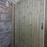 Torridge-Gates-Beaford-Gate-Bespoke-side-entrance.jpg