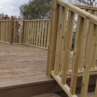 Universal rail and pratrice newel.jpg