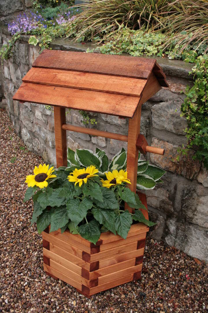 Wishing well Planter