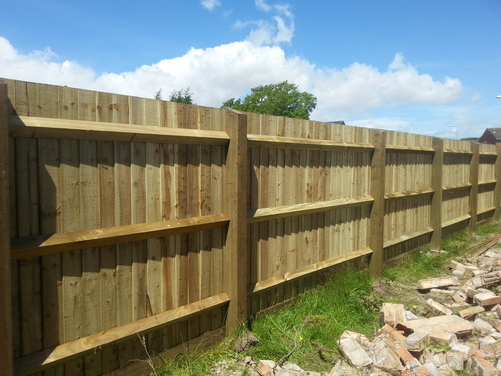 Simplify Your Fencing Project with the Feather Edge Calculator